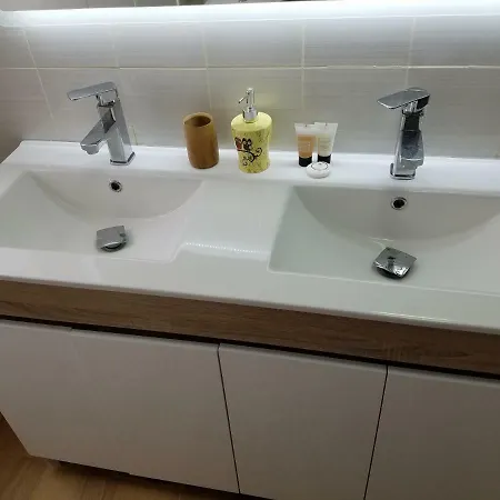 Luxury 3 Bedroom - Апартаменти *