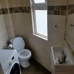 Luxury 3 Bedroom - Lägenhet