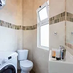 Luxury 3 Bedroom - Lägenhet *