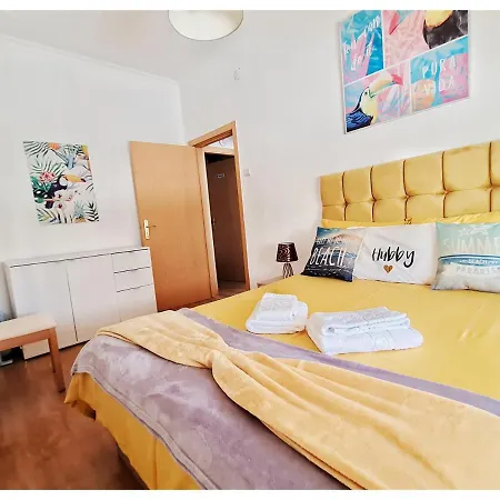 Luxury 3 Bedroom - דירה פורטימאו
