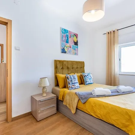 아파트 Luxury 3 Bedroom -