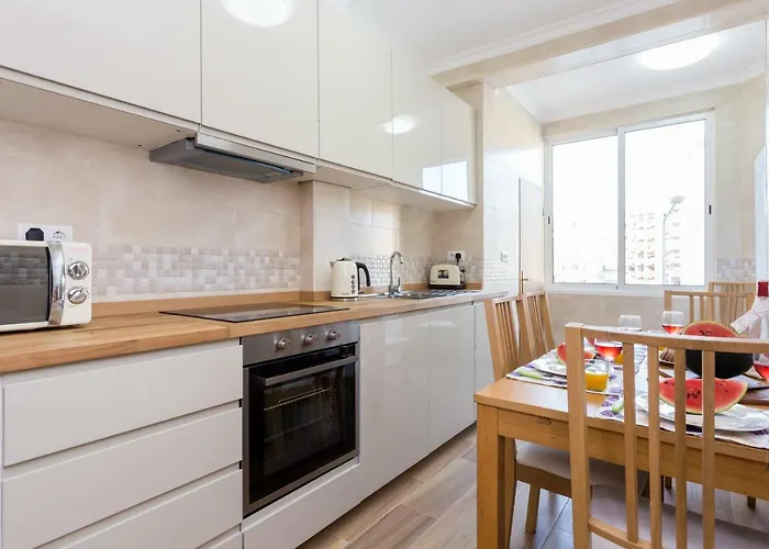 Luxury 3 Bedroom - Apartament