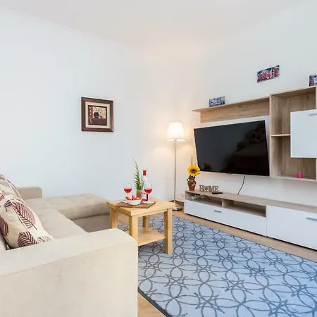 Apartment Luxury 3 Bedroom -