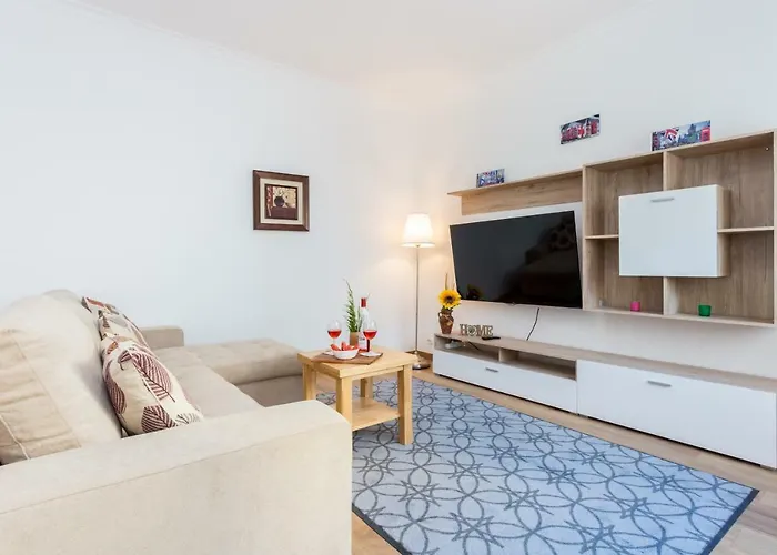 Διαμέρισμα Luxury 3 Bedroom -
